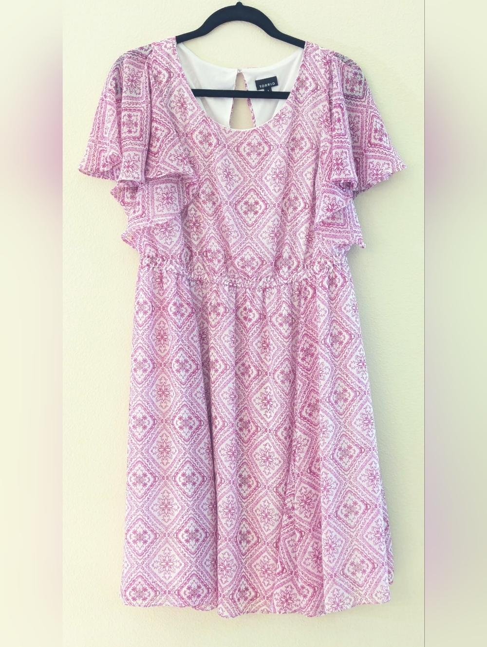 Torrid Floral Flutter Sleeve Smocked Waist Midi Dress White Pink Size 1